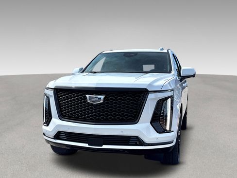 New 2026 Cadillac Escalade Platinum Sport w/ LPO, ONYX Package image 3
