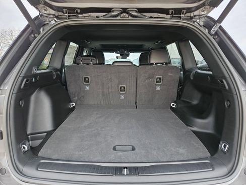 New 2025 Jeep Grand Cherokee Altitude image 19