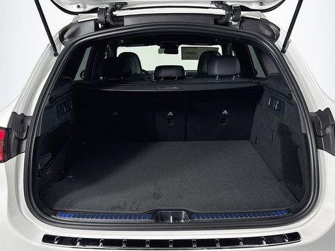 New 2026 Mercedes-Benz GLC 300 image 22