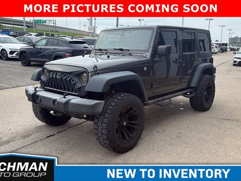 Used 2016 Jeep Wrangler Unlimited Sport w/ Quick Order Package 24S AWD/4WD image 3