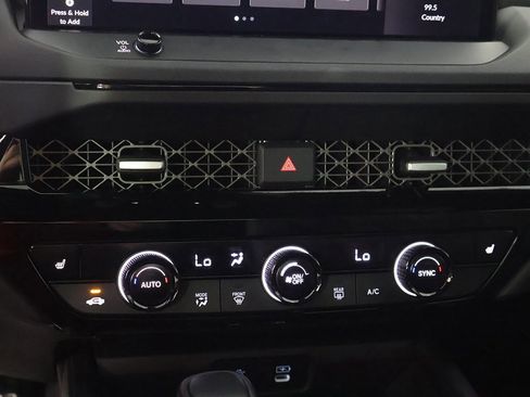 Used 2025 Honda Accord Sport image 43