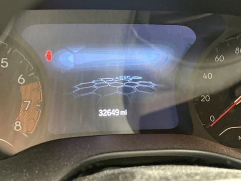 Used 2023 Jeep Compass Sport image 10