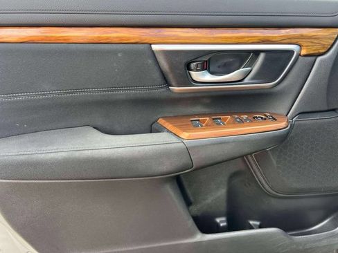 Used 2019 Honda CR-V EX image 19