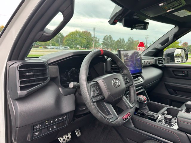 Used 2025 Toyota Tundra TRD Pro AWD/4WD image 15