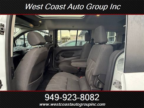 Used 2016 Ford Transit Connect XLT image 12