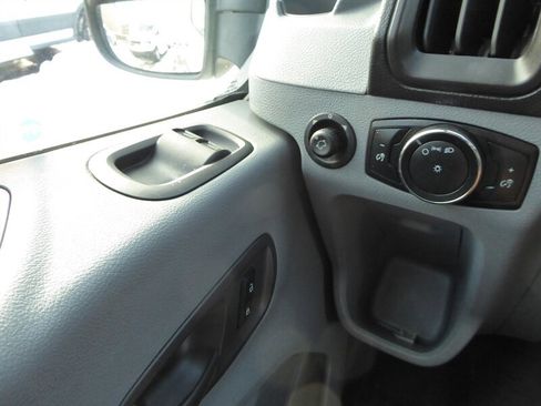 Used 2015 Ford Transit 350 XL image 15