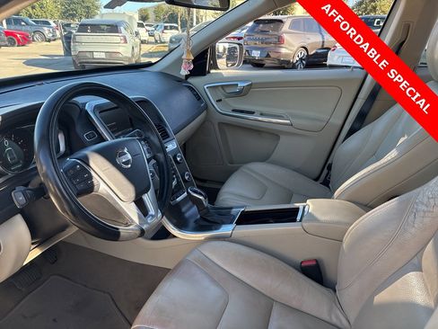 Used 2014 Volvo XC60 T6 image 15