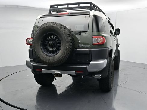 Used 2012 Toyota FJ Cruiser 4WD w/ Convenience Pkg image 6