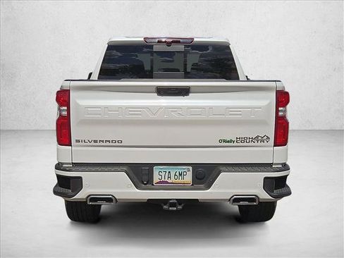 Used 2023 Chevrolet Silverado 1500 High Country w/ High Country Premium Package AWD/4WD image 7