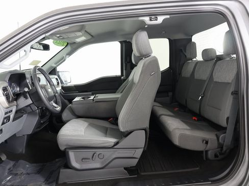 Used 2021 Ford F150 XLT w/ Equipment Group 302A High image 18