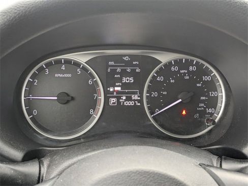 Used 2020 Nissan Kicks S image 14