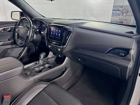 Used 2023 Chevrolet Traverse Premier w/ Redline Edition AWD/4WD image 32