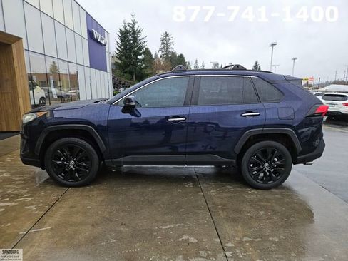 Used 2021 Toyota RAV4 Limited image 8