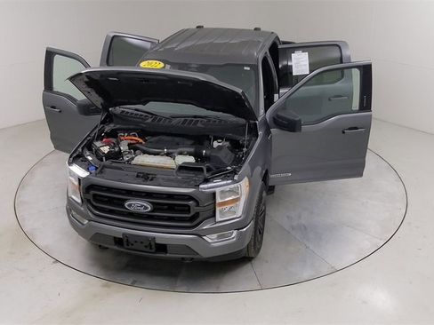 Certified 2022 Ford F150 XLT w/ Equipment Group 301A Mid image 45