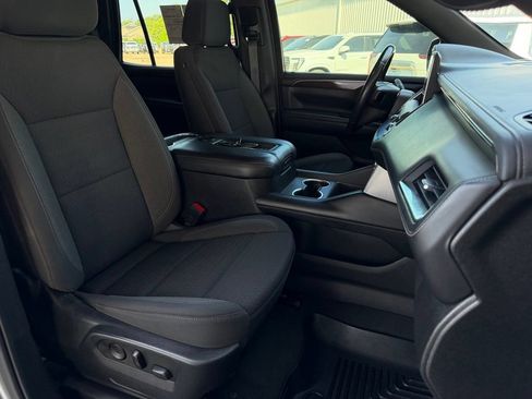 Used 2021 GMC Yukon SLE RWD image 18