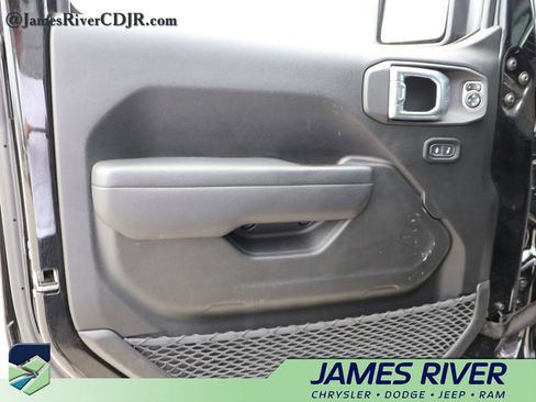 Used 2022 Jeep Wrangler Unlimited Sport AWD/4WD image 20