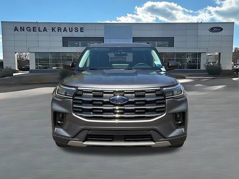 New 2026 Ford Explorer Active w/ Active Comfort Package image 2