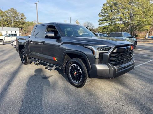 Used 2025 Toyota Tundra SR5 image 4
