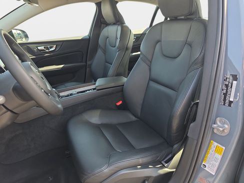 Used 2024 Volvo S60 B5 Plus image 14