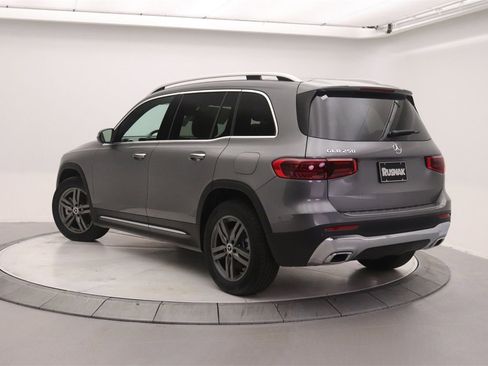 New 2026 Mercedes-Benz GLB 250 image 2