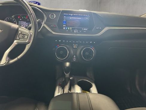 Used 2020 Chevrolet Blazer LT FWD image 25