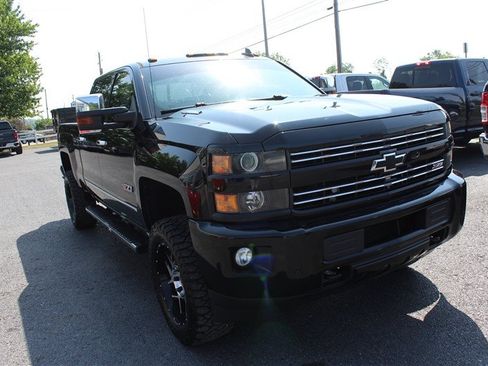 Used 2016 Chevrolet Silverado 2500 LTZ w/ Duramax Plus Package AWD/4WD image 10