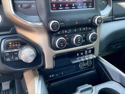 Used 2019 RAM 1500 Laramie AWD/4WD image 32