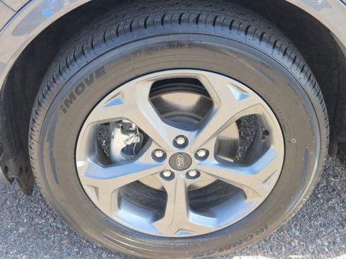 Used 2024 Ford Escape ST-Line image 19