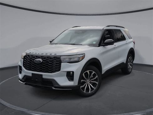 New 2026 Ford Explorer ST-Line image 1