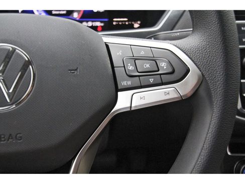 Used 2022 Volkswagen Tiguan S FWD image 16