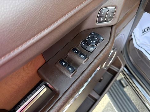 Used 2024 Ford Expedition Max King Ranch image 12