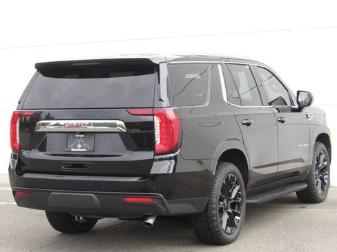 Used 2022 GMC Yukon SLE AWD/4WD image 6