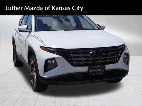 Used 2023 Hyundai Tucson Limited AWD/4WD image 1