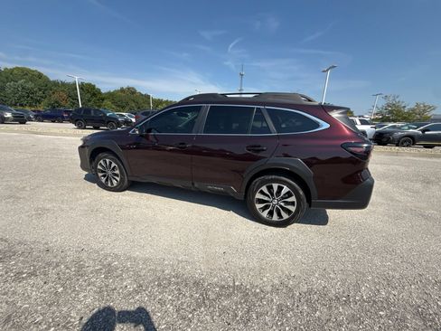 Certified 2025 Subaru Outback Limited AWD/4WD image 21
