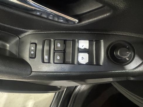 Used 2017 Chevrolet Trax LS AWD/4WD image 15