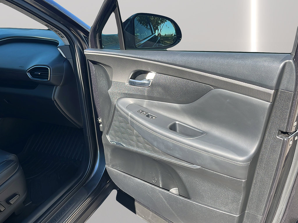 Used 2020 Hyundai Santa Fe SEL FWD image 16