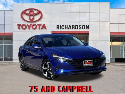 Used 2023 Hyundai Elantra SEL w/ Convenience Package image 1