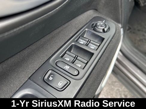 Used 2018 Jeep Renegade Sport w/ Power & Air Group image 17