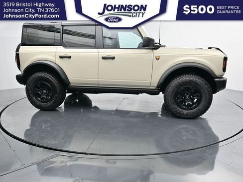 New 2026 Ford Bronco Badlands AWD/4WD image 14