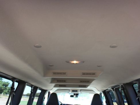 Used 2020 Chevrolet Express 3500 LT w/ LT Preferred Equipment Group RWD image 10