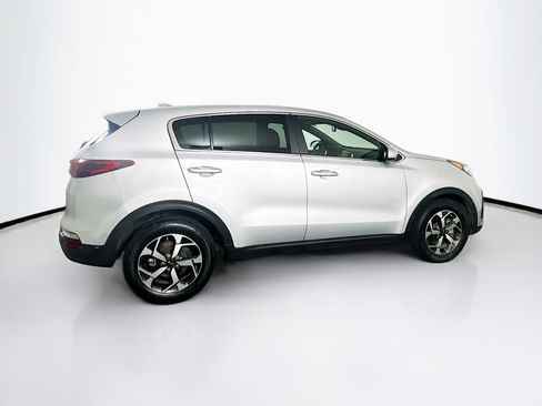 Used 2022 Kia Sportage LX image 10