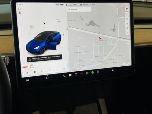 Used 2021 Tesla Model Y Long Range image 27