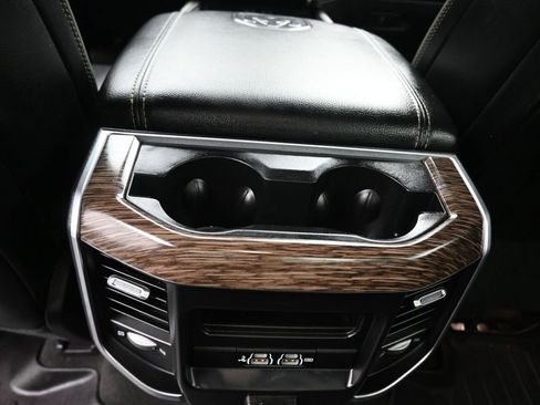 Used 2020 RAM 1500 Laramie image 41