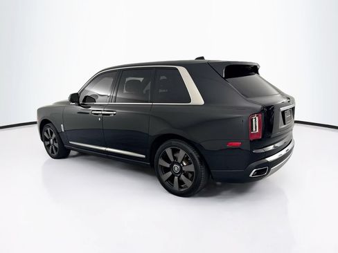 Used 2024 Rolls-Royce Cullinan AWD/4WD image 7