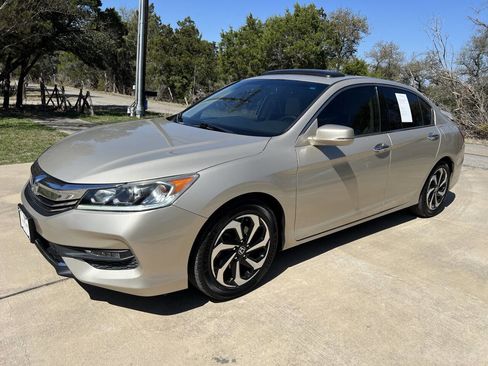 Used 2017 Honda Accord EX-L image 5