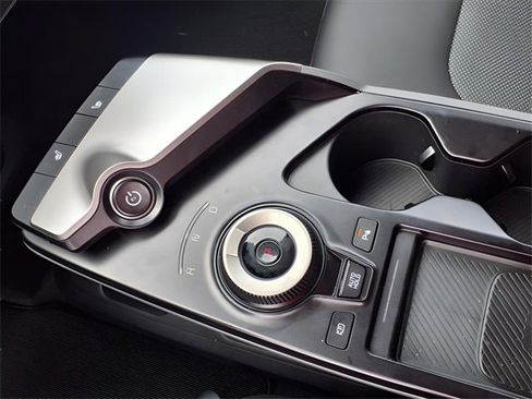 New 2025 Kia EV6 Light w/ Light LR Technology Package image 10