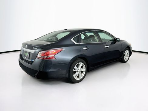 Used 2013 Nissan Altima 2.5 SV FWD image 9