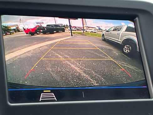 Used 2020 Chevrolet Equinox LS w/ LS Convenience Package FWD image 21