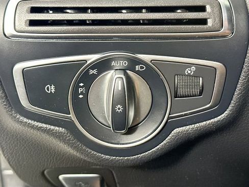 Used 2017 Mercedes-Benz C 300 4MATIC Sedan image 23