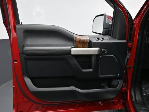 Used 2020 Ford F150 Lariat AWD/4WD image 16